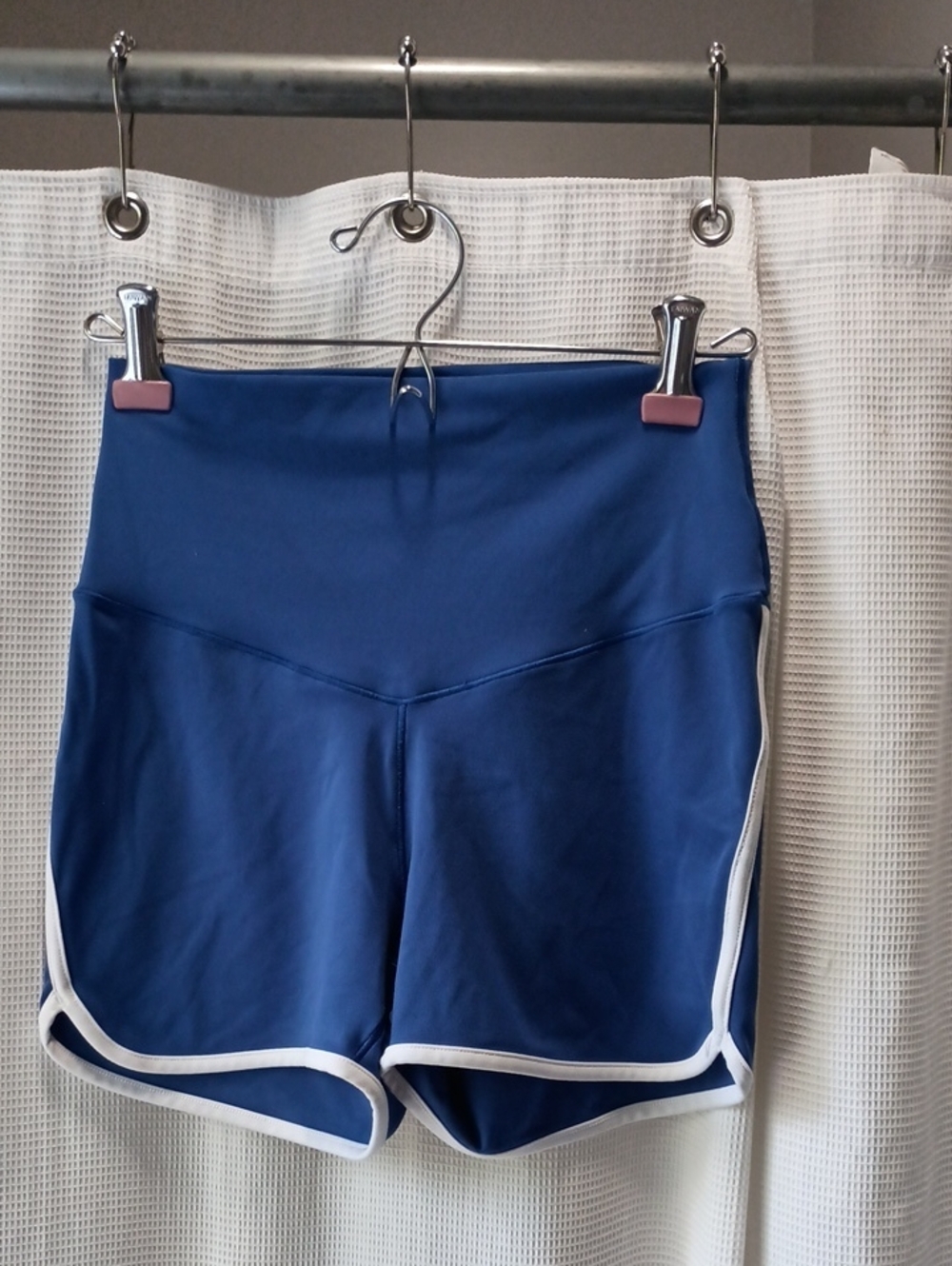 Aerie Offline Real Me High Rise Shortie* EUC* Medium